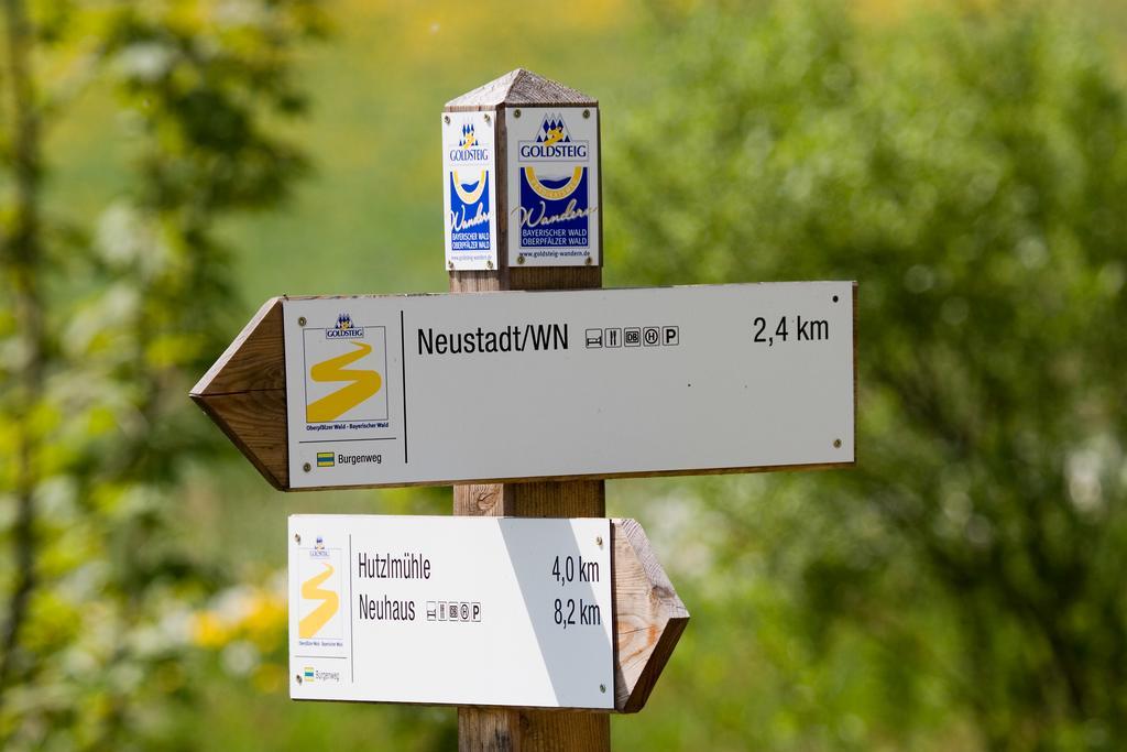 Hotel Grader Neustadt an der Waldnaab Luaran gambar